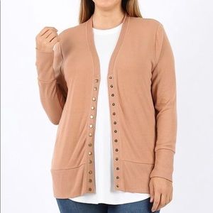 NWOT Zenana Outfitters Snap Cardigan 🆕